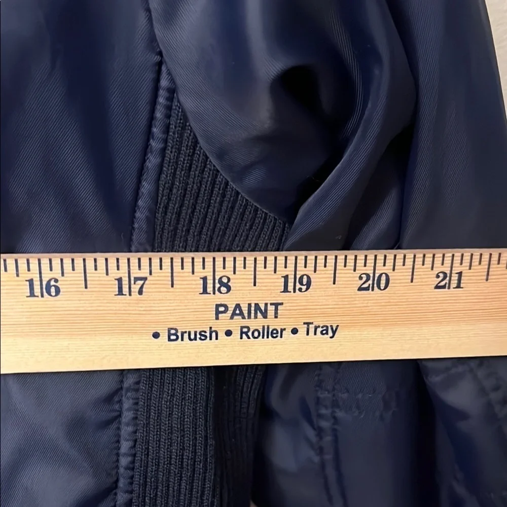 Kids Blue Puffer Jacket with Ribbed Collar and Full-Length Zipper